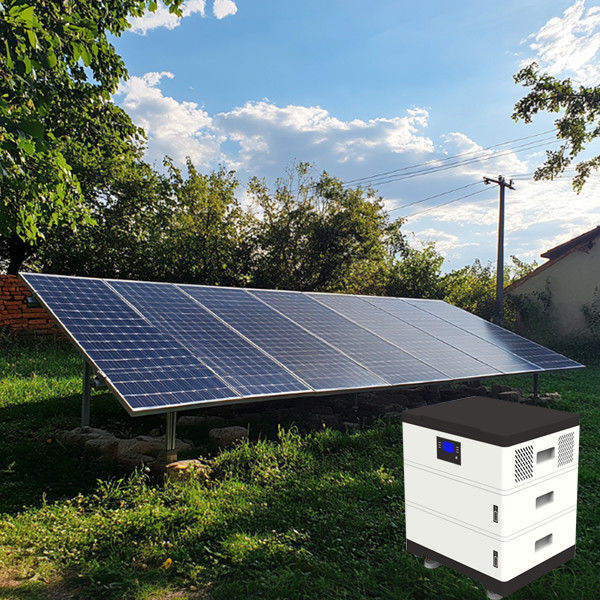 Microgrid lai với LFP Lưu trữ năng lượng cho các cộng đồng xa xôi 5kW 10kWh Hệ thống